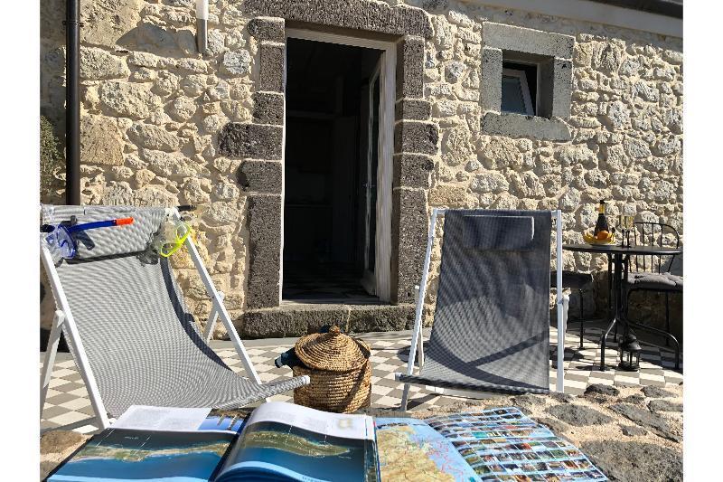 La Petite Maison Tresnuraghes Buitenkant foto