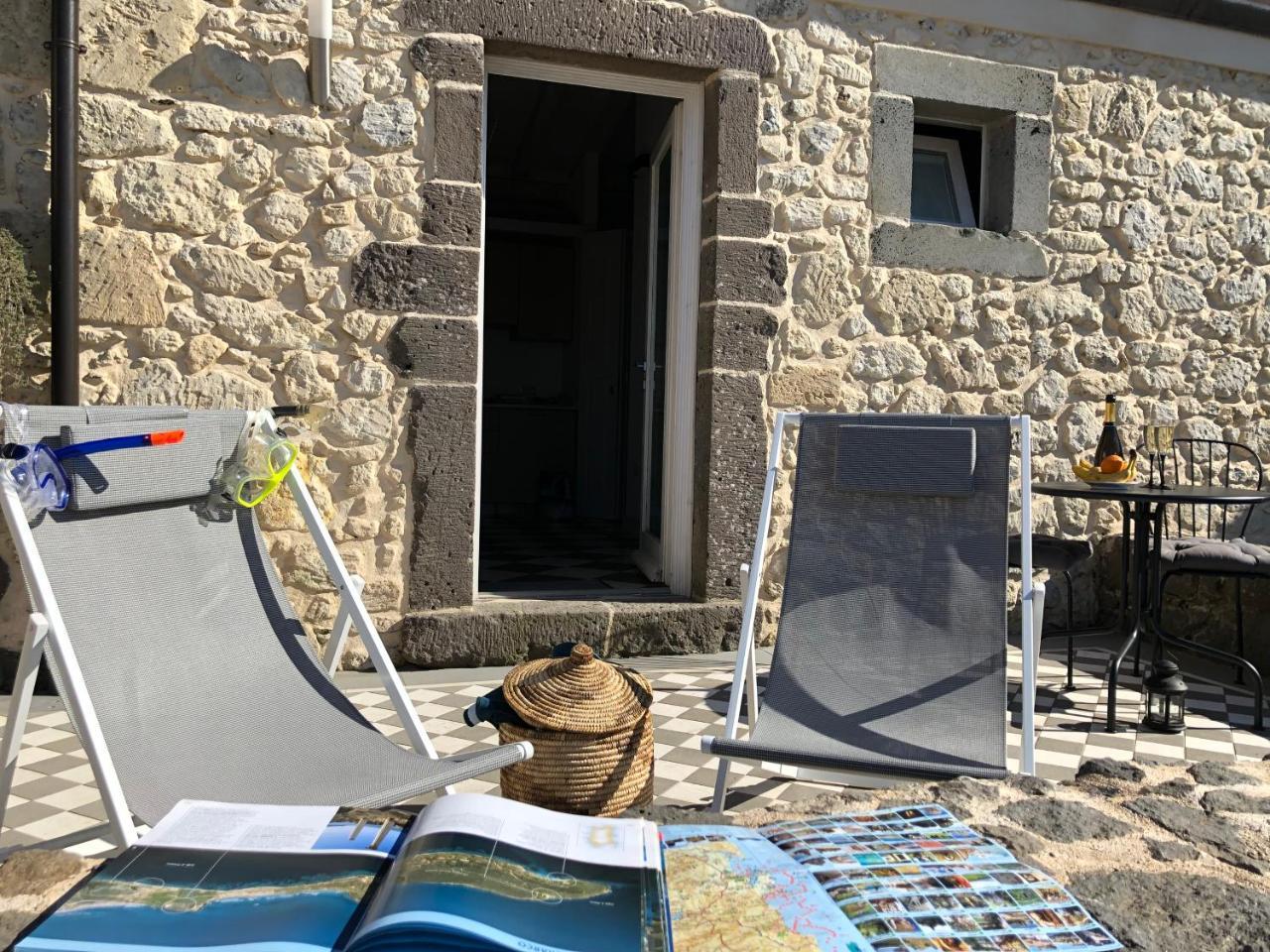 La Petite Maison Tresnuraghes Buitenkant foto